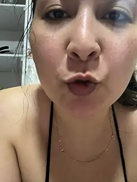 Chat XXX Live evelyn_1702