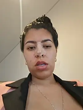 Luianna 即時 XXX 聊天