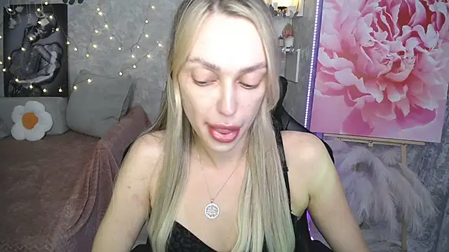 Chat XXX Live NickyAdamidi