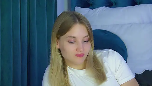 הופעת וובקאם של StacyEvances