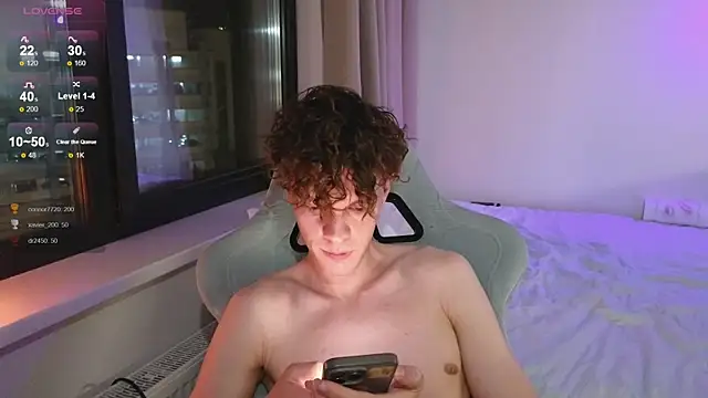cute_thomas élő XXX-chatje