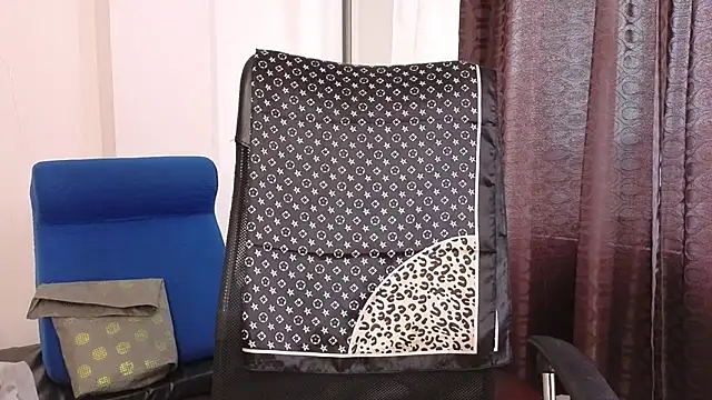 michacosio Pertunjukan Webcam