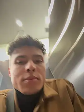 Eros_lee – Naživo XXX chat