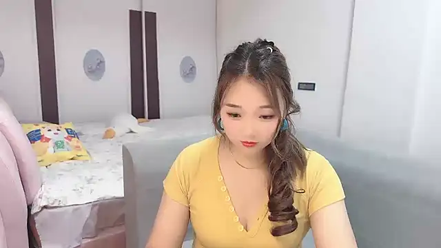 EE-01 – Naživo XXX chat