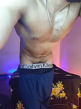 roxiii_ Adlı Modelin Canlı XXX Sohbeti