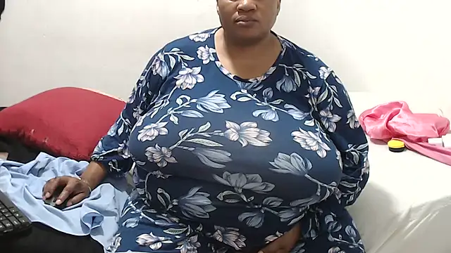 Bustyslave48 – webcam-show