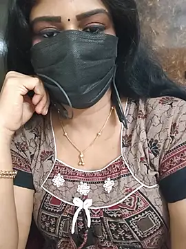 soundharya_tamil – Naživo XXX chat
