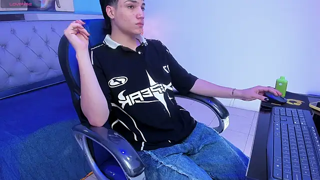 SamBlack_'s Live XXX Chat