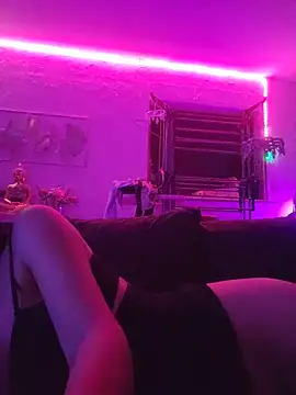 Chatroom XXX en direct de misscectito13