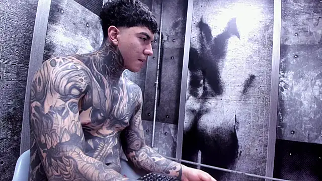 Gury_tattoo Chat XXX live