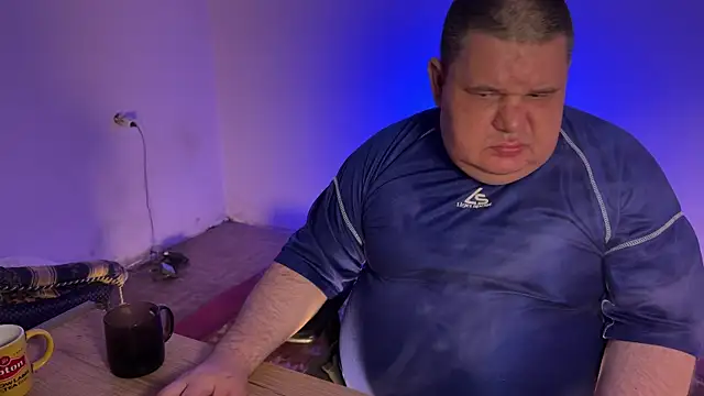 Chat XXX ao vivo de chubby_daddy