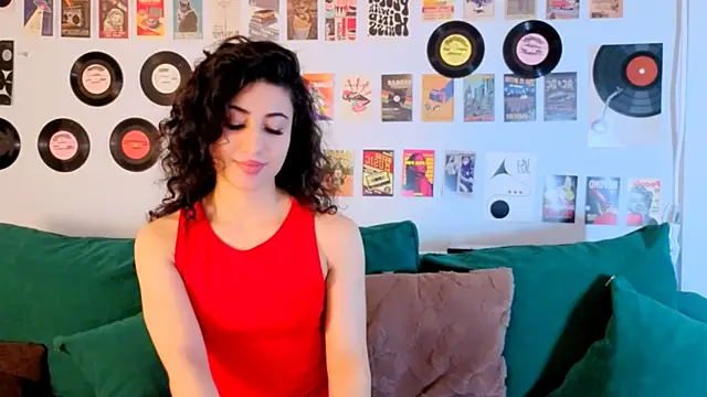 Maya_Rogerss' Live XXX Chat