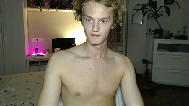 Daniel_yamm live XXX chat