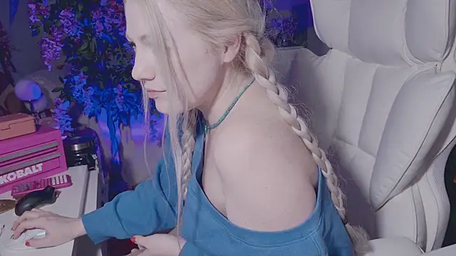 Онлайн чат XXX Talulaa