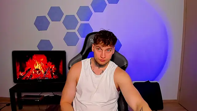 Chris_Tyson's Live XXX Chat