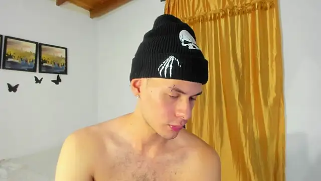 Show modela Vlad__night na web-kameri