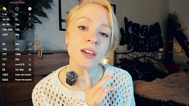 JanettePerro's Live XXX Chat