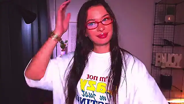 צ'אט XXX בשידור חי של AlexaSven