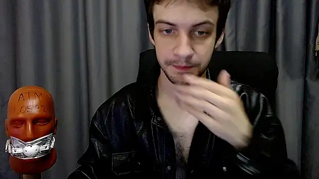 _Damien_thorn_ élő XXX-chatje