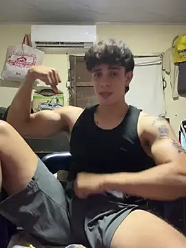 valdren_vylord Show Webcam