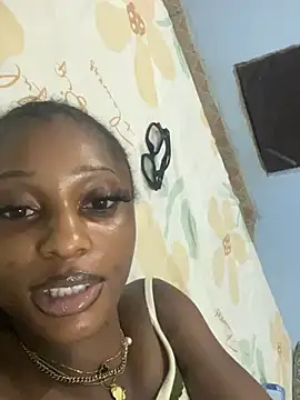 Chat XXX en directo de Nirahbeauty