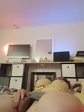 sissytrapdolly24 网络视讯表演