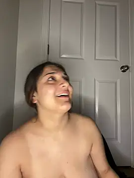 XXX chat uživo modela treasurebabii