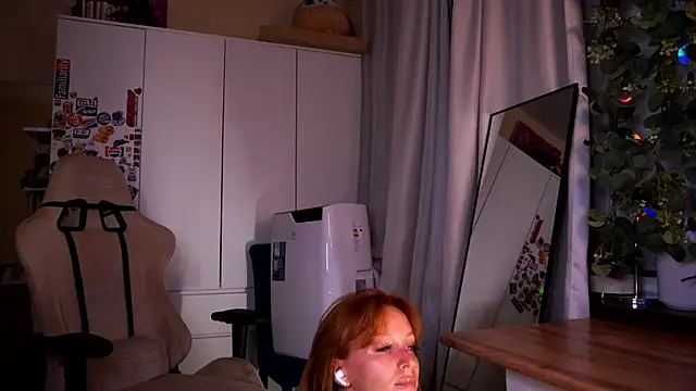 Liuba_Fox – Naživo XXX chat