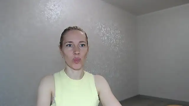Javelinka's Live XXX Chat
