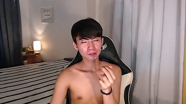 asian_dai Pertunjukan Webcam
