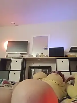 Show webcam de sissytrapdolly24