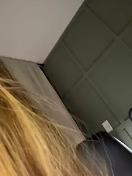 curchez_ – Naživo XXX chat