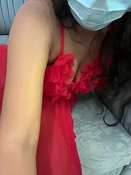 Sexyqueenameliya Adlı Modelin Canlı XXX Sohbeti