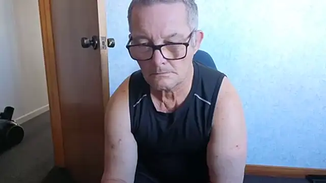 Živý XXX chat daddy_man