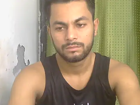 Stubborndesiboy 现场XXX聊天