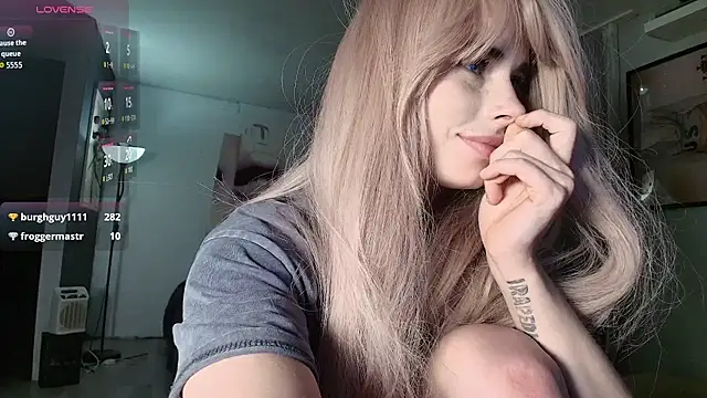PieraMarch – Naživo XXX chat