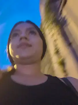 XXX chat uživo modela DulceCaroX