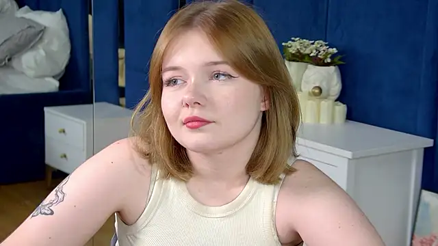 ElinaVale XXX чат на ж иво