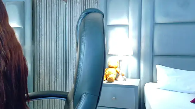 GabyMoreau Chat XXX live