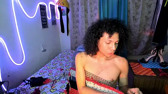 Angel_White25 Chat XXX in diretta