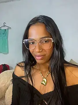 FlorSalvaje_ Chat XXX in diretta