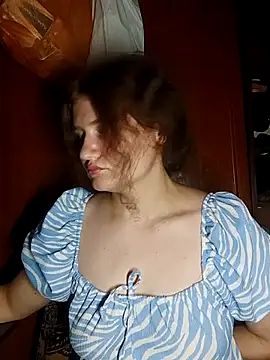 Chat +18 de Evilina-lov ao vivo