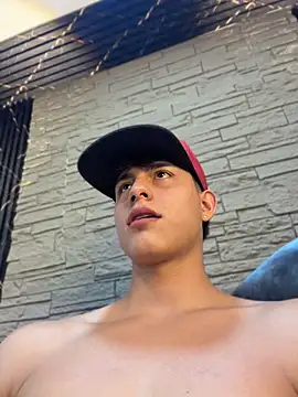 Lander_Cruz – Naživo XXX chat