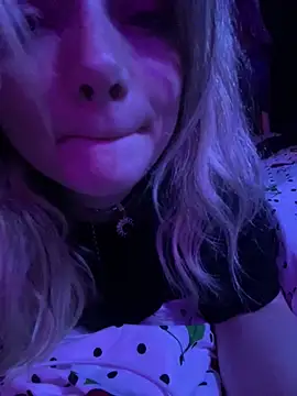 Babydragonn – Naživo XXX chat