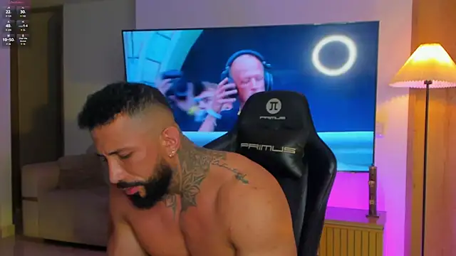 Chat +18 de jeff_clark7 ao vivo
