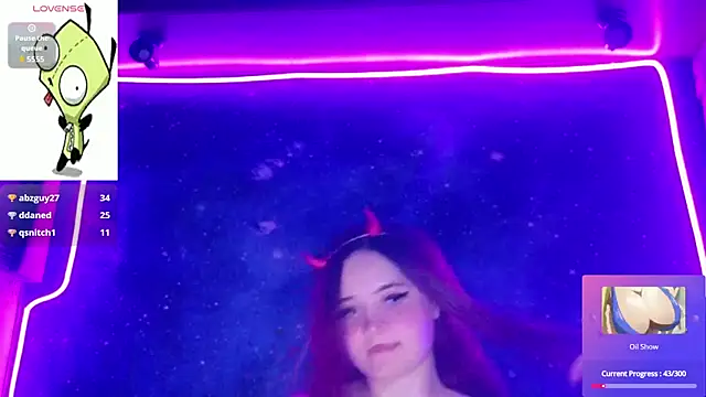 Trixiedoescamcam Chat XXX in diretta