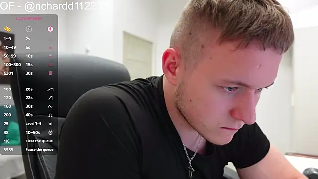 Richard_Dullas XXX чат на живо