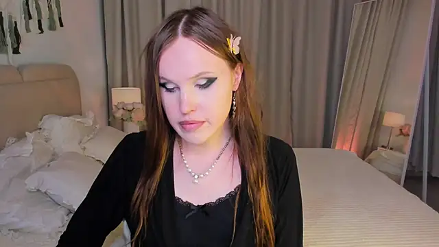 EffieMinki – Naživo XXX chat