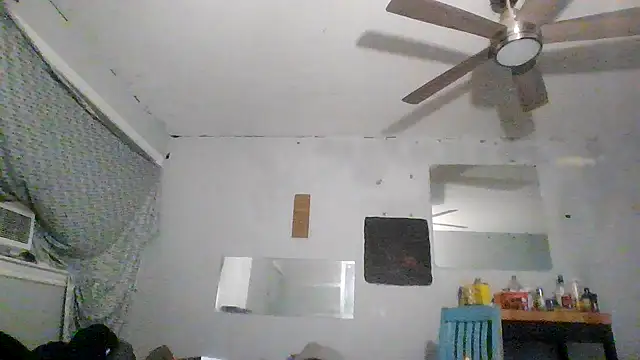 AidenMcKnight Pertunjukan Webcam