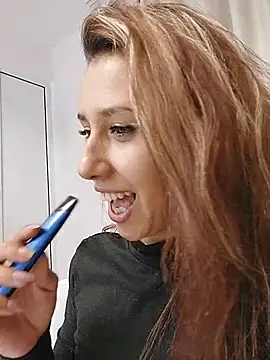 Chat +18 de EmelyGlory ao vivo